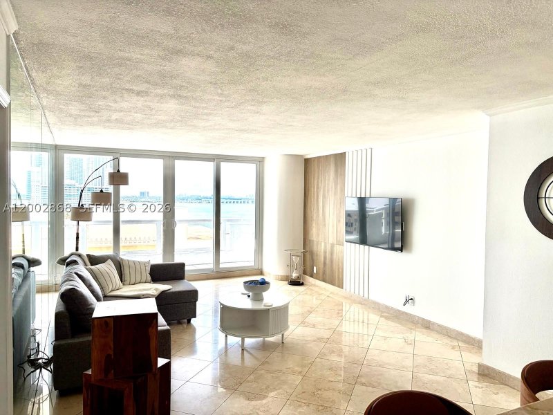 Alquiler de apartamento en The Grand A-1236