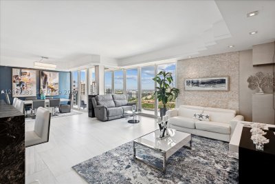 Comprar apartamento no Turnberry Isle PH-D
