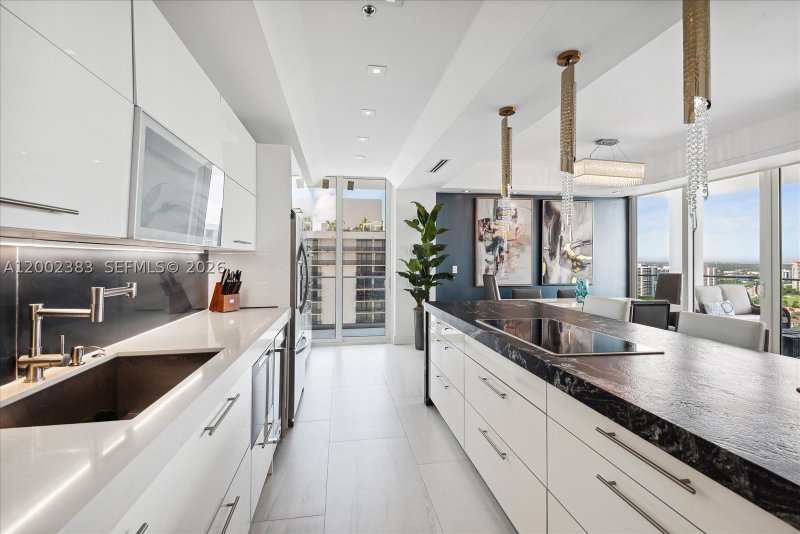 Comprar apartamento no Turnberry Isle PH-D