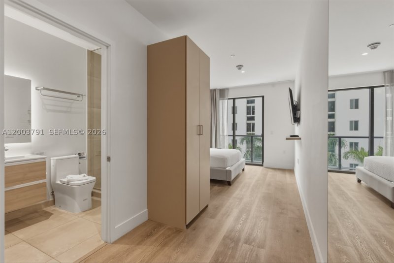 Condo for sale at Smart Brickell III 502