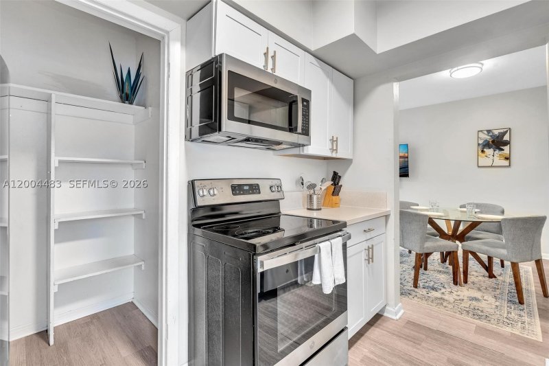 Property photo # 8