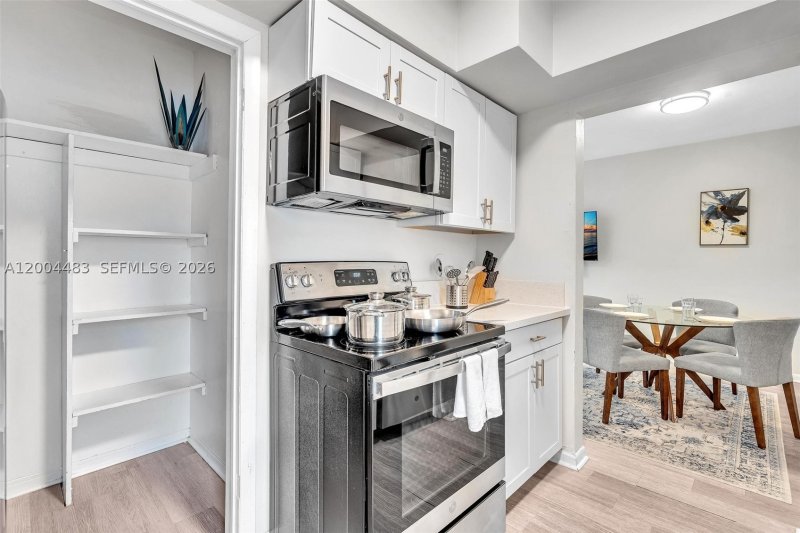 Property photo # 9
