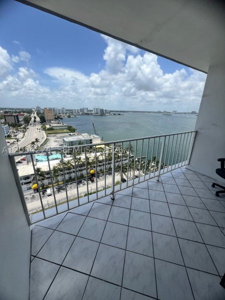 Condo for sale at Kennedy House PH-J