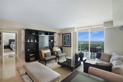 Aluguel de apartamento no Skyline On Brickell 1812