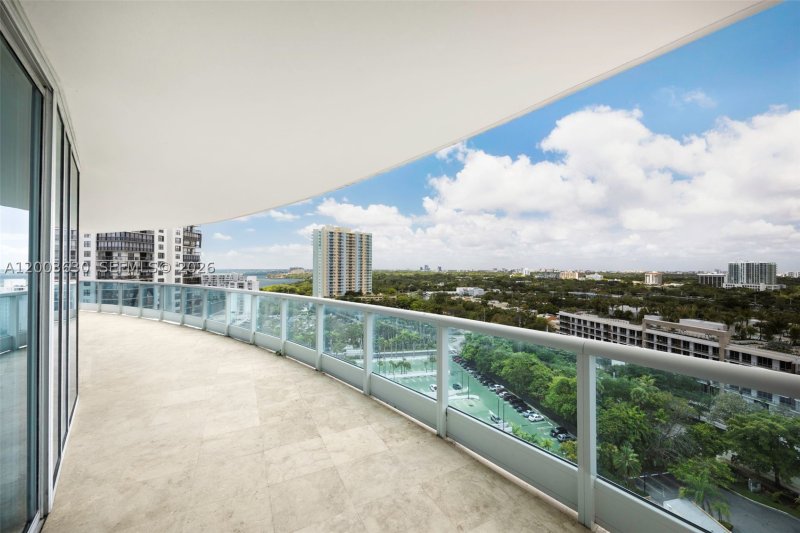 Condo for sale at Bristol Tower 1805