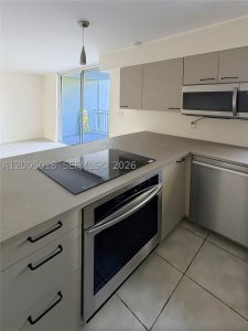 Aluguel de apartamento no Nirvana 2 C402