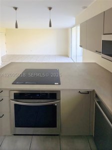 Aluguel de apartamento no Nirvana 2 C402