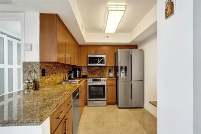Comprar apartamento en Mystic Pointe 200 1709