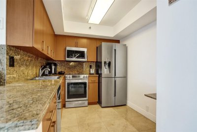 Comprar apartamento en Mystic Pointe 200 1709