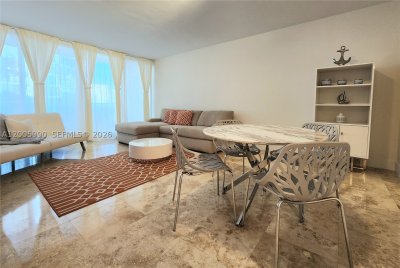 Aluguel de apartamento no Alexander Towers 209