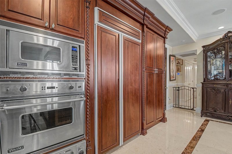 Condo for sale at Biltmore II 5