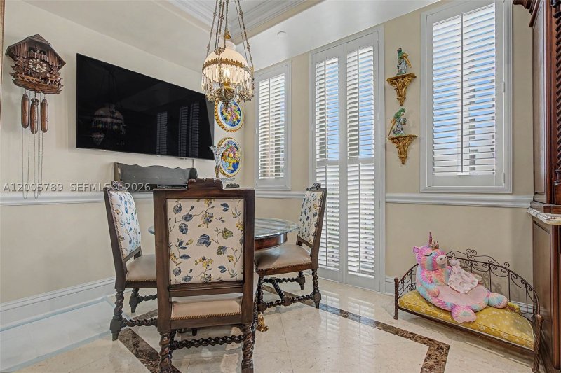 Condo for sale at Biltmore II 5