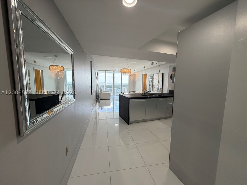 Alquiler de apartamento en Trump Royale 5105