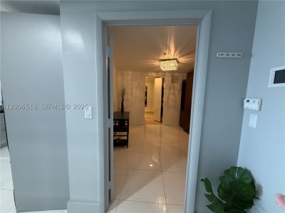 Alquiler de apartamento en Trump Royale 5105