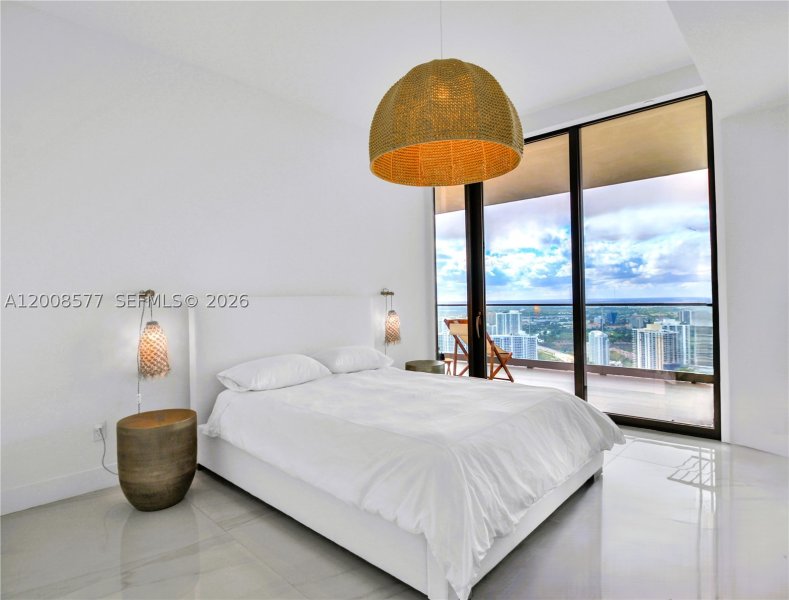Alquiler de apartamento en Residences by Armani / Casa 4303
