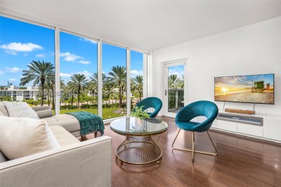 Aluguel de apartamento no Harbour House 327