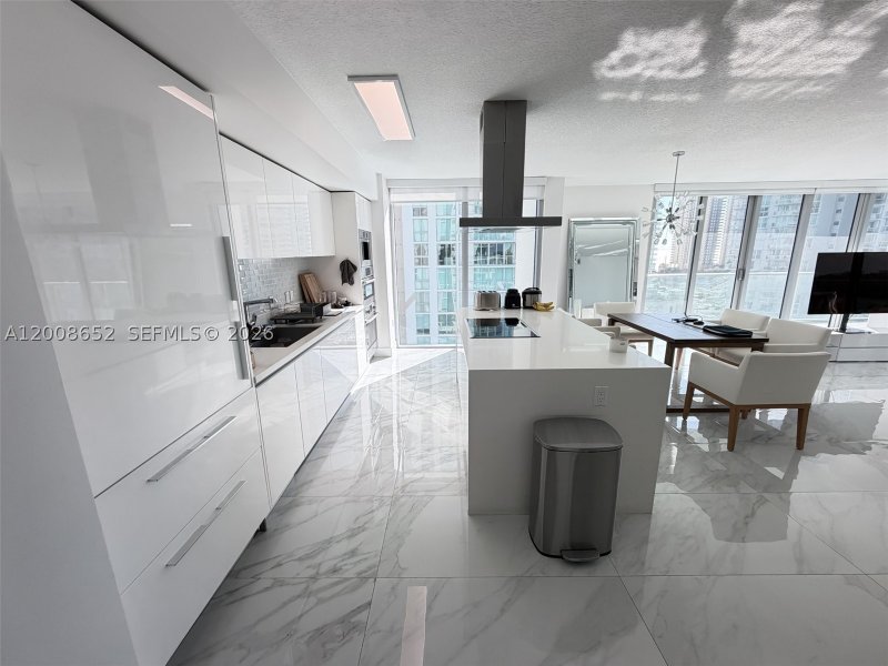 Apartment for rent at Parque Towers at St. Tropez 5-1008