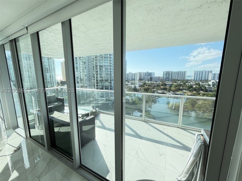 Apartment for rent at Parque Towers at St. Tropez 5-1008
