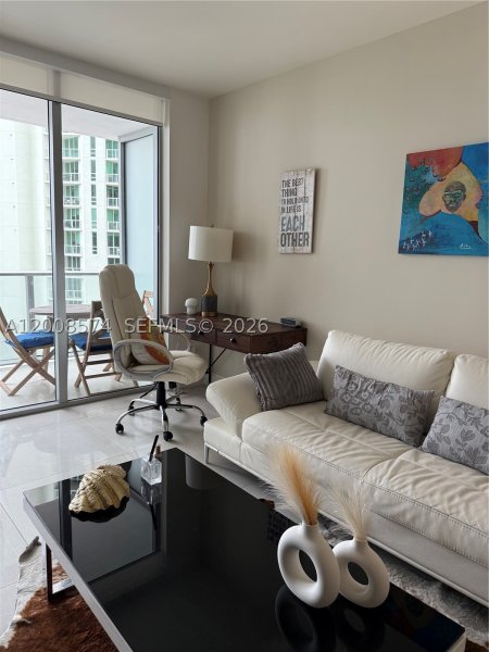 Apartment for rent at Brickell House Condo 807