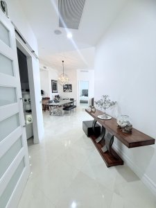 Comprar apartamento no Trump Tower Three Ph4307