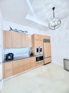 Comprar apartamento no Trump Tower Three Ph4307