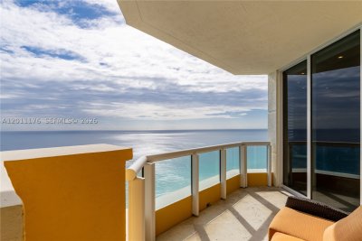 Alquiler de apartamento en Acqualina Resort & Spa 4001