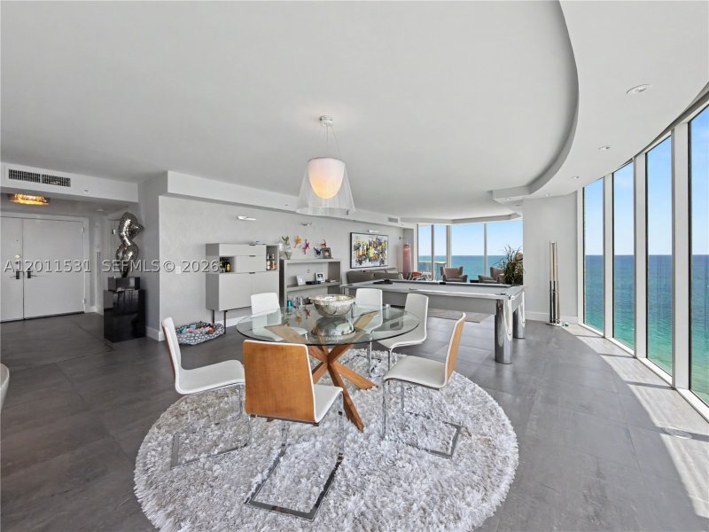 Alquiler de apartamento en The Pinnacle 2501
