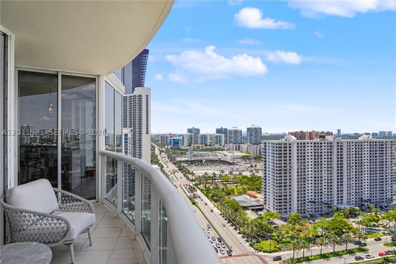 Alquiler de apartamento en The Pinnacle 2501