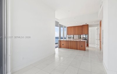 Alquiler de apartamento en Una Residences at Brickell 704