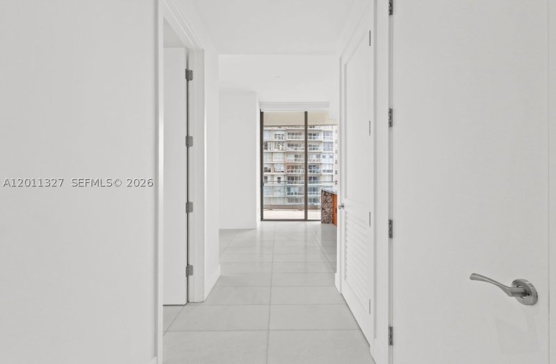 Alquiler de apartamento en Una Residences at Brickell 704