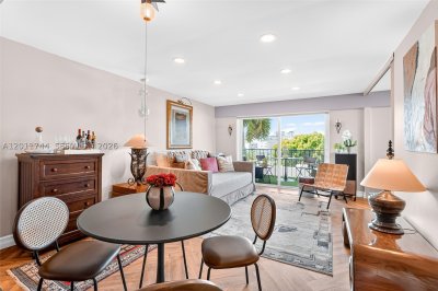 Comprar apartamento en Bayshore Terrace 501