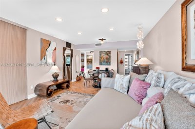 Comprar apartamento en Bayshore Terrace 501