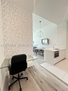 Aluguel de apartamento no Paraiso Bayviews 404