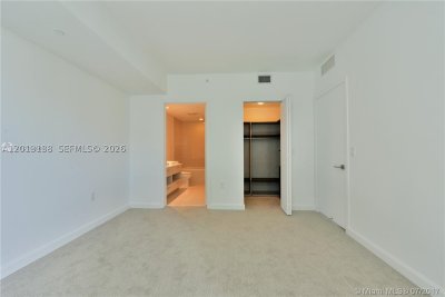 Alquiler de apartamento en Brickell Heights East 1907