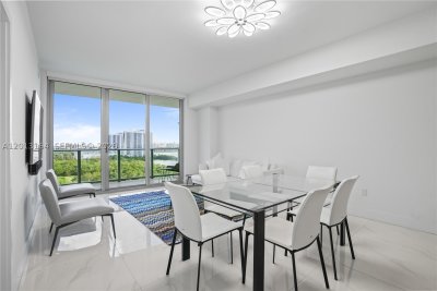 Comprar apartamento en The Harbour 1402