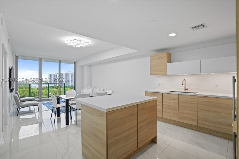 Comprar apartamento en The Harbour 1402