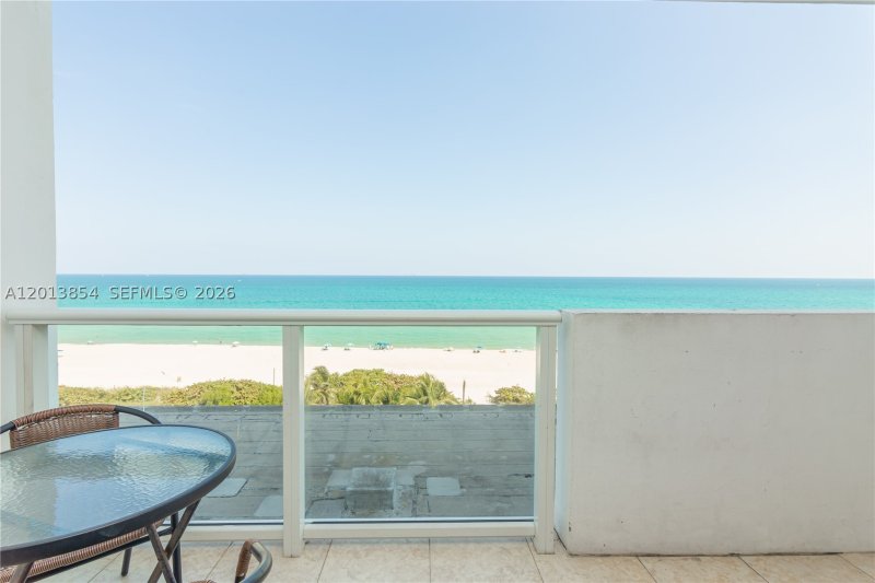 Condo for sale at Castle Beach Club 627