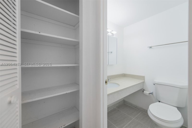 Apartment for rent at The Hemispheres 17N