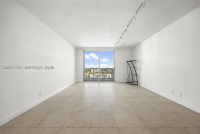 Comprar apartamento en King Cole 1005 + Dock