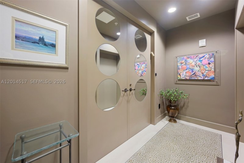Comprar apartamento no Trump Royale 4901