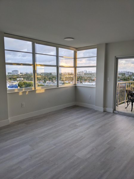 Apartment for rent at Majorca Towers 1202