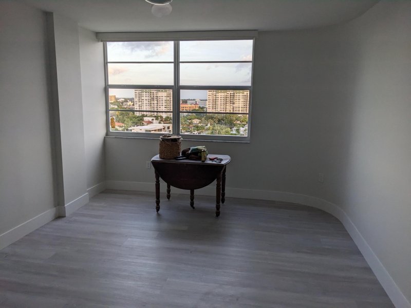 Apartment for rent at Majorca Towers 1202