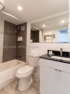 Comprar apartamento no Aventura Beach Club 425