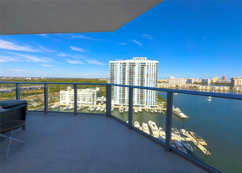 Condo for sale at Marina Palms Yacht Club 1705