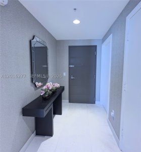 Comprar apartamento en Marina Palms Yacht Club 1705