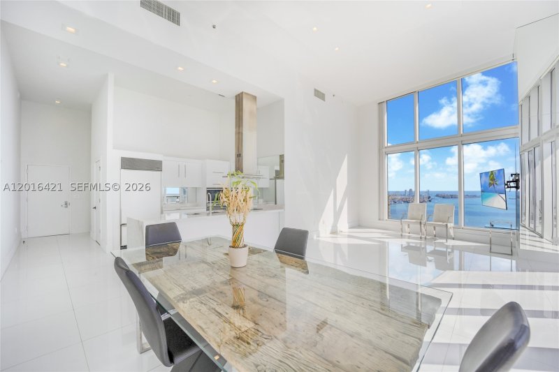 Apartment for rent at Icon Brickell Tower II 4101