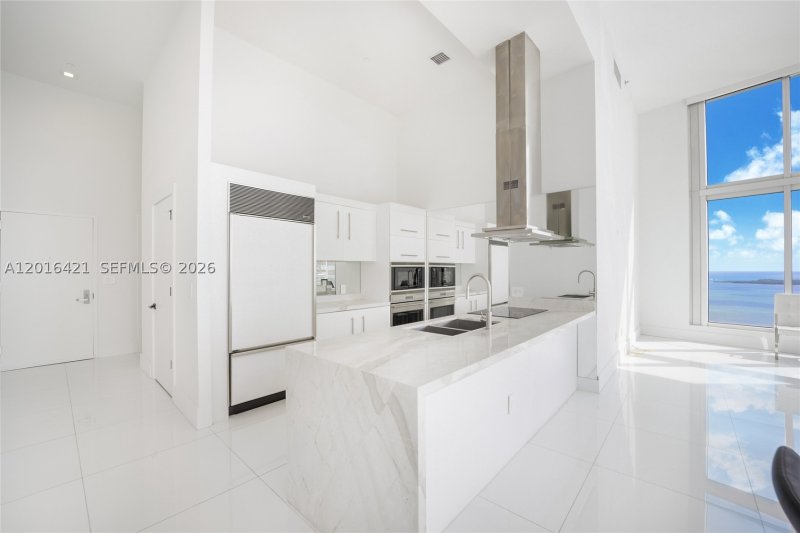 Apartment for rent at Icon Brickell Tower II 4101