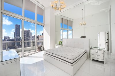 Aluguel de apartamento no Icon Brickell Tower II 4101