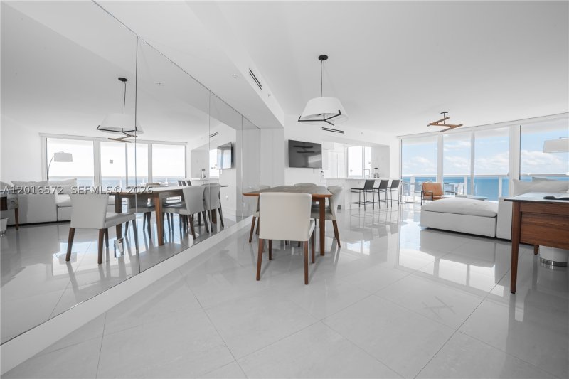 Condo for sale at La Gorce Palace 1102