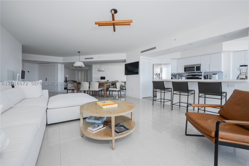 Condo for sale at La Gorce Palace 1102